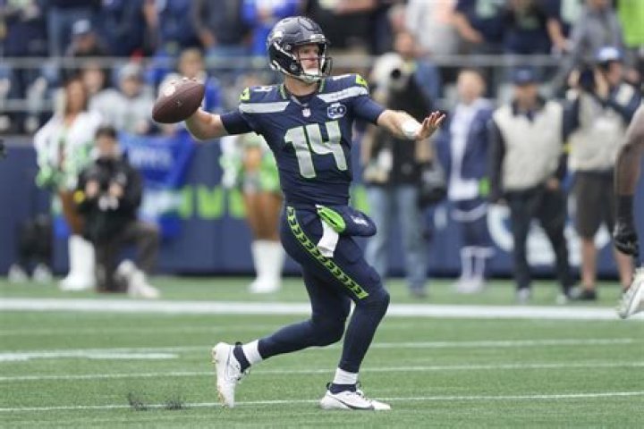 Dive Into Sam Darnold's Stats For Unparalleled Insights