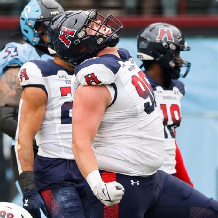 How much is the Houston Roughnecks QB worth in 2023?