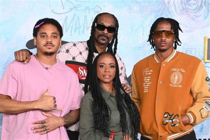 Meet Snoop Doggs Wife Shante Broadus and 3 Children They Have Together