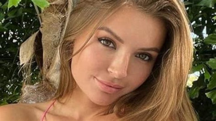 Sofia Bevarly ·