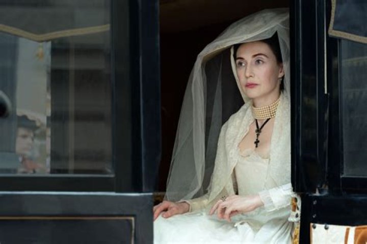 Unveiling The Secrets Of Carice Van Houten And Guy Pearce's Enduring Marriage
