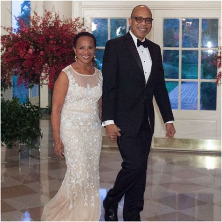 What Happened to Eugene Robinson Wife, Avis Collins Robinson?