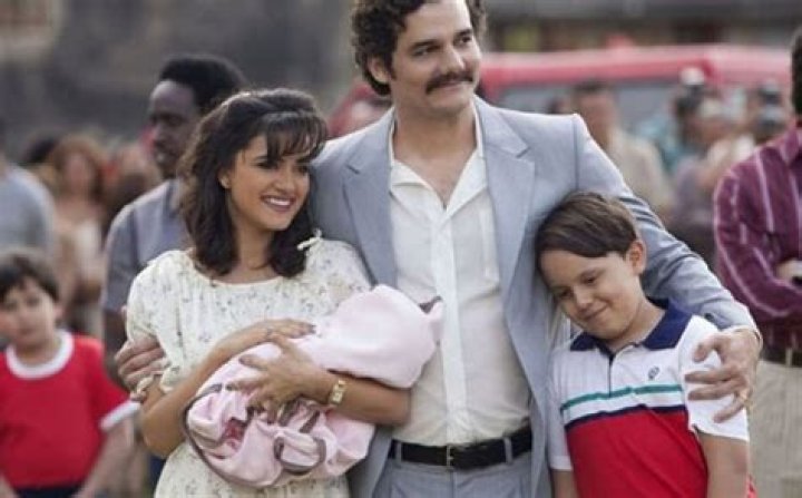 ZestDash | Manuela Escobar- Net Worth, Bio, Boyfriend, Height, Career
